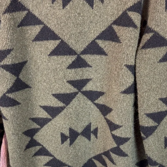 Frye Olive and Black Patterned Cardigan - Picture 9 of 11